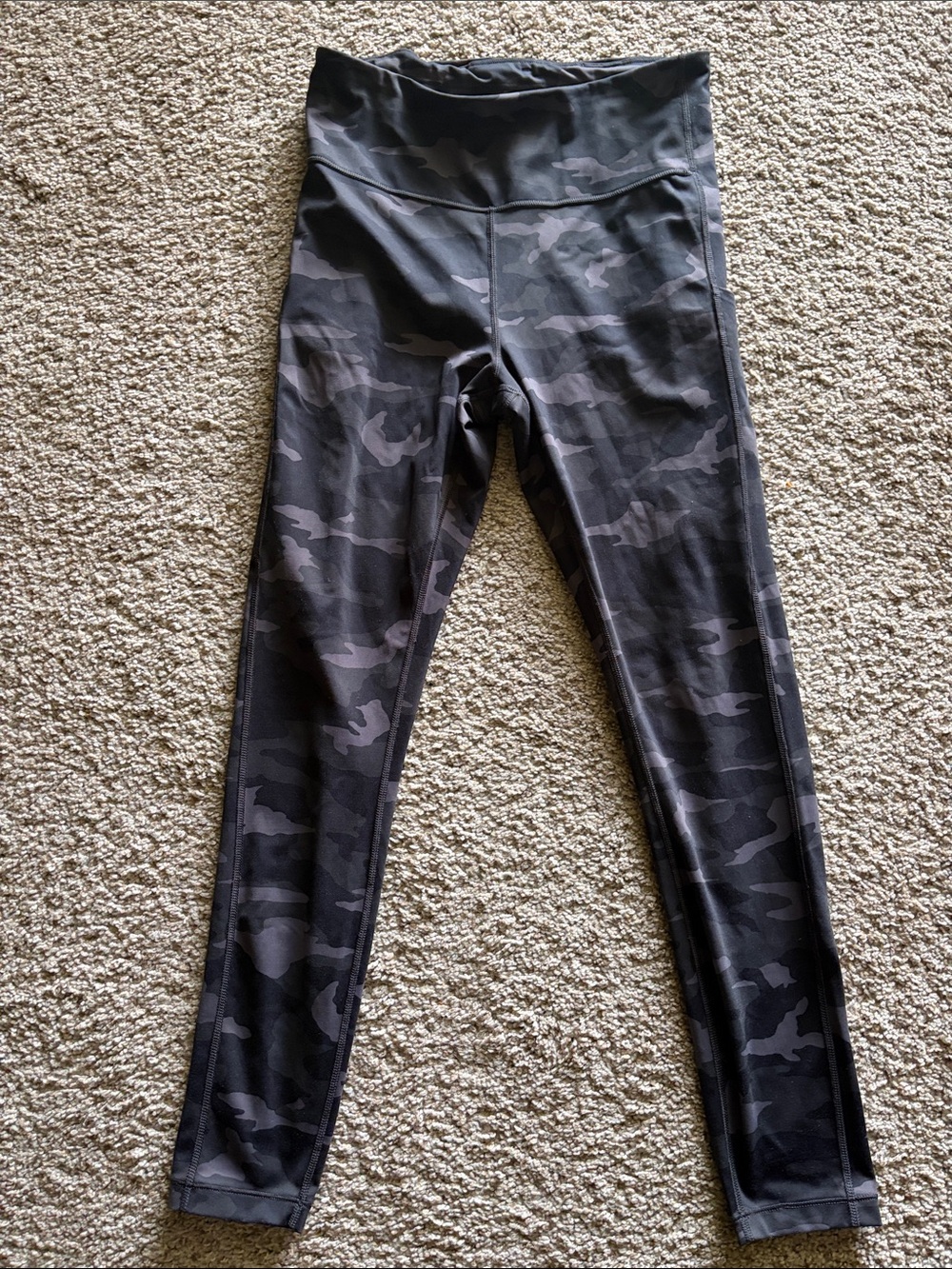 Athleta Kids Black Camo High-Rise Leggings